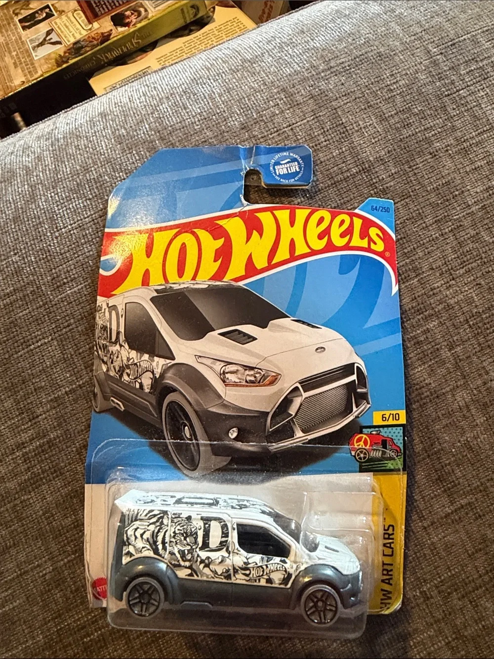Hot Wheels Ford Transit‎ Connect HW Vans 5/10 Custom Tiger Graphics Van